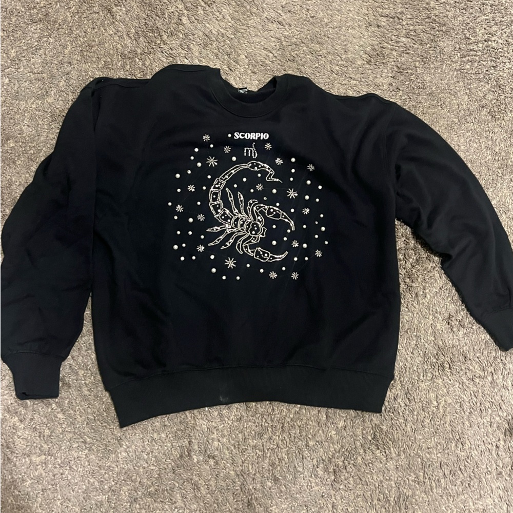 Forever 21 NWOT Beaded Scorpio Pullover - Picture 4 of 4